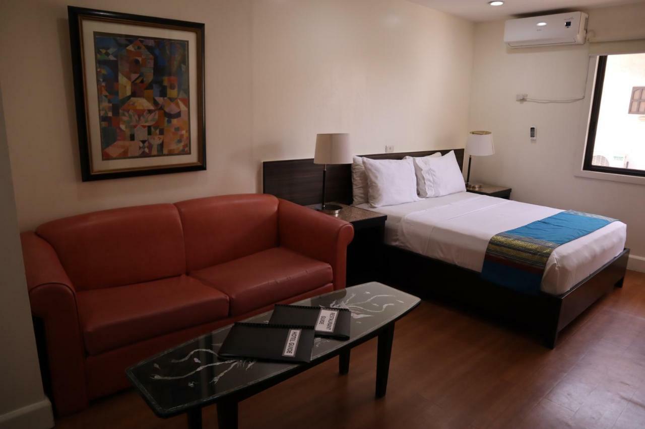 Domicilio Lorenzo Davao City Dış mekan fotoğraf